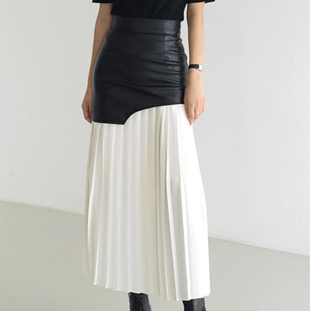 Asymmetrical patchwork faux leather chiffon pleated midi skirt